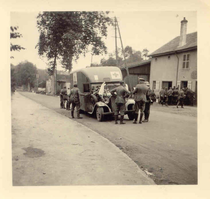Photos de Citroën pendant la Seconde Guerre Mondiale - Page 6 Citroe17