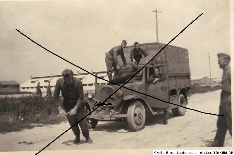 Photos de Citroën pendant la Seconde Guerre Mondiale - Page 7 Crosvf10