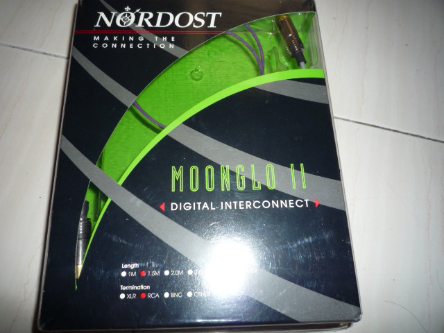 Nordost Moonglo 2 Digital interconnect (Used) SOLD P1020410