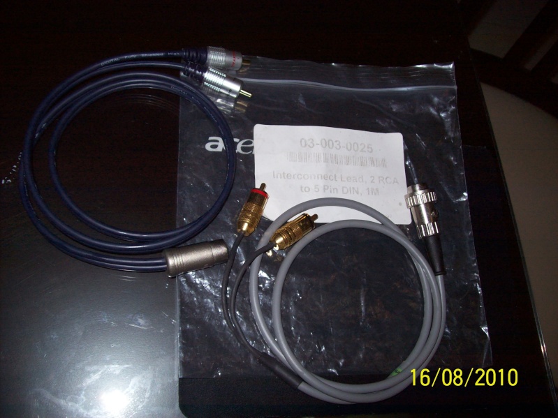 Naim XS and Naim Cables (SOLD) 100_3710