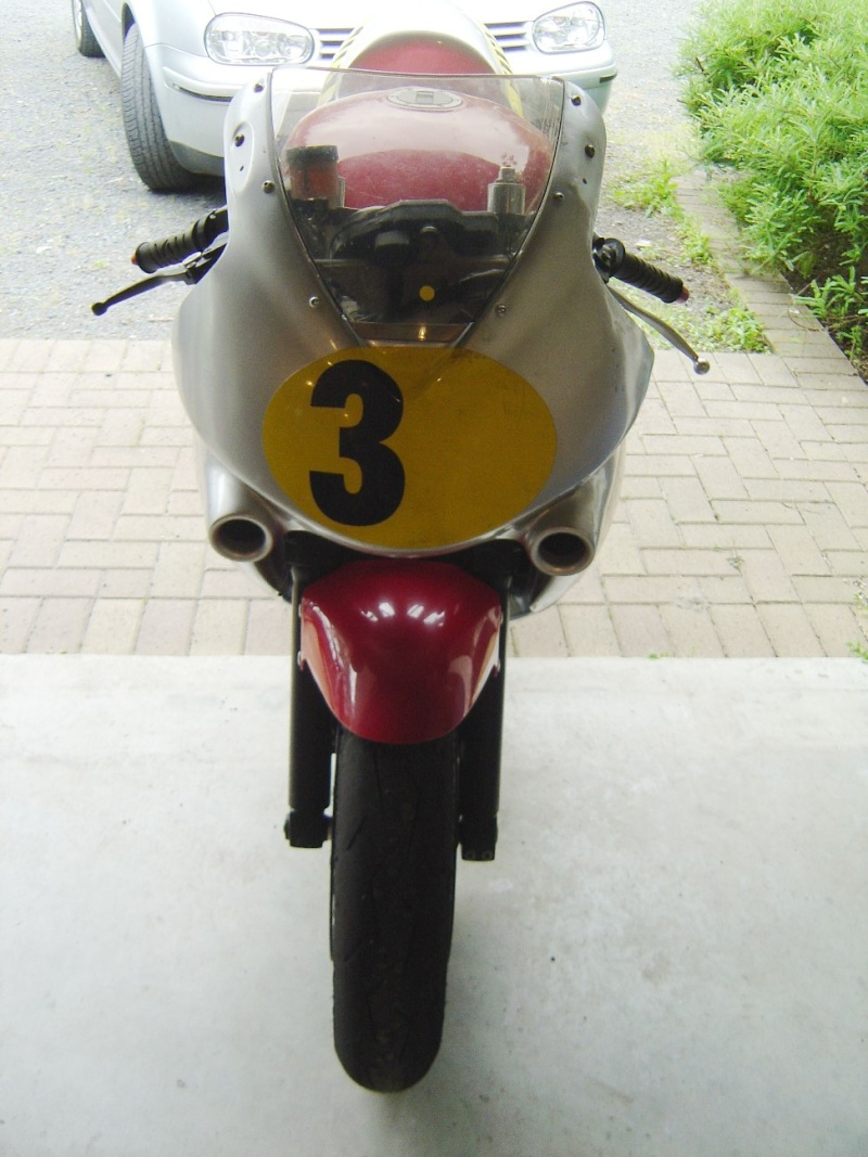 Triumph TT 450  Dsc04612