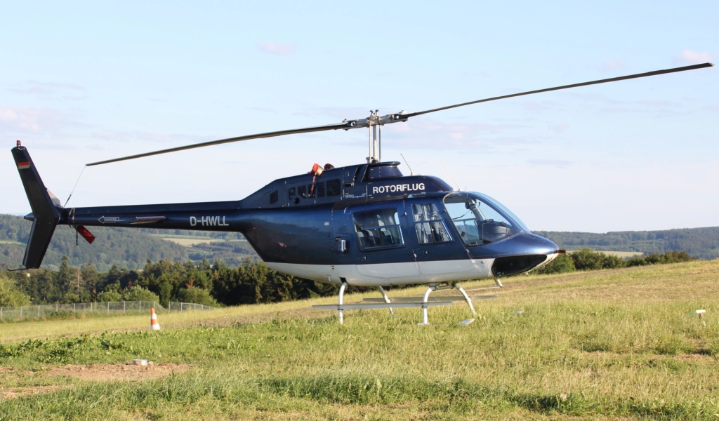 Nürburgring 24H Rennen Heliport Rotorf14