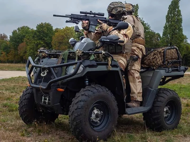 L'armée Française commande 48 quads POLARIS 2e0ff910