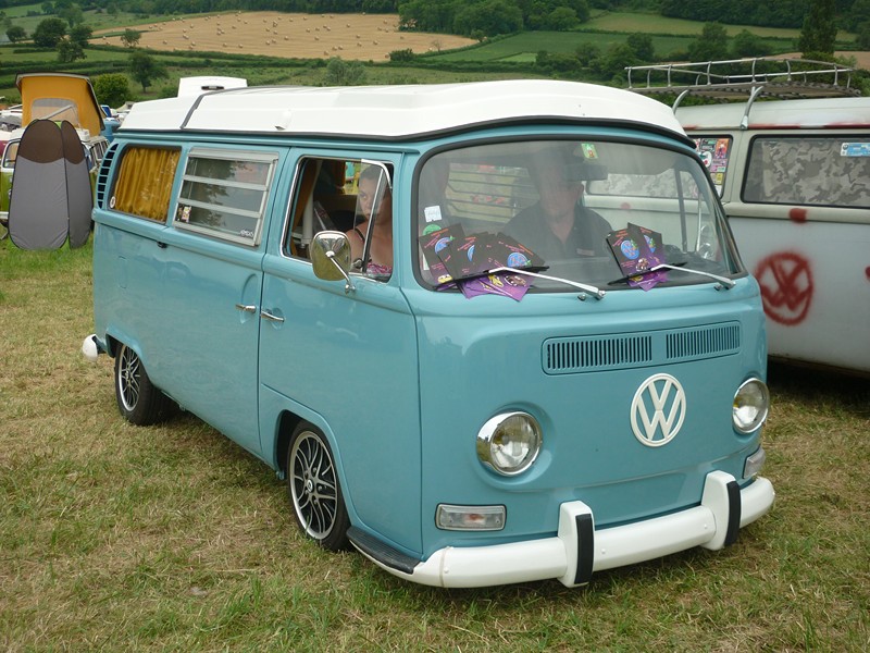 The French VW Bus Meeting - Fley 2012 2728__24