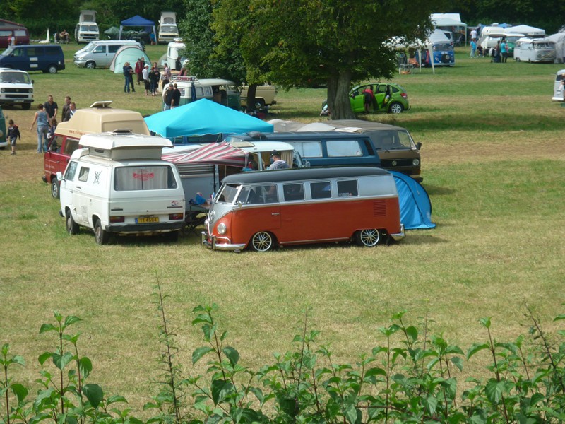 The French VW Bus Meeting - Fley 2012 - Page 2 2728__59