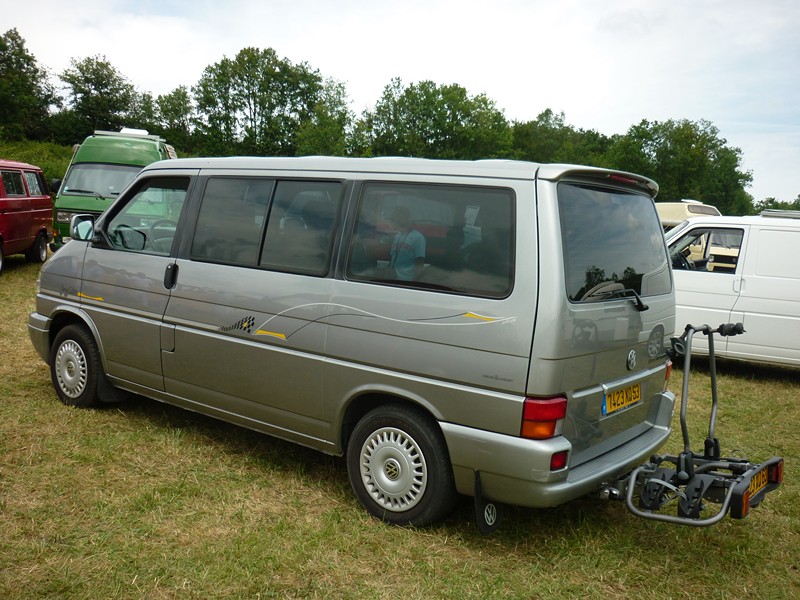 The French VW Bus Meeting - Fley 2012 - Page 2 2728__82