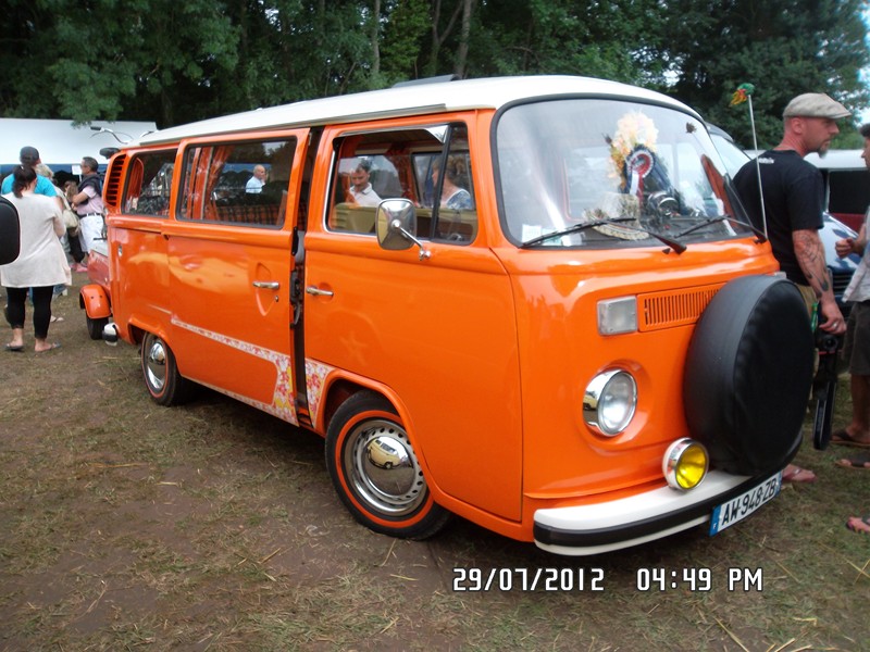 The French VW Bus Meeting - Fley 2012 - Page 2 Sam_2810