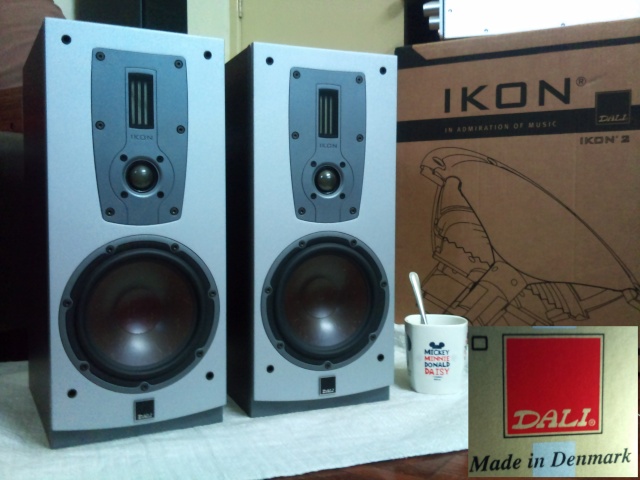 Dali Ikon 2 standmount speakers (sold) Dsc_0010