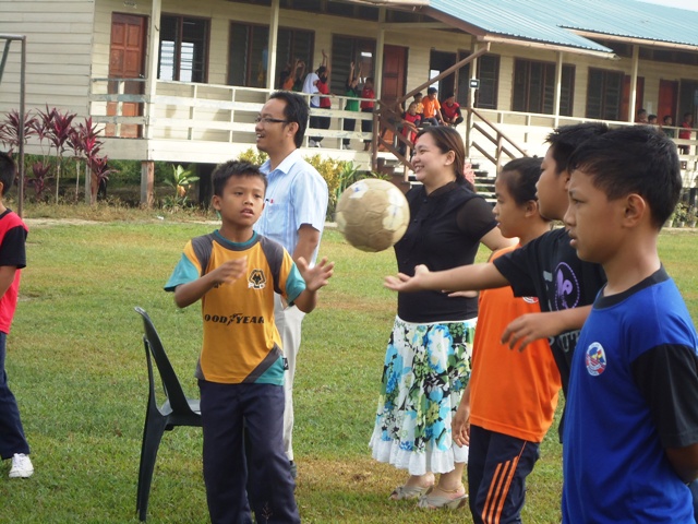 Pertandingan baling kaki tahun 6 -21sept2012 Dsc00359