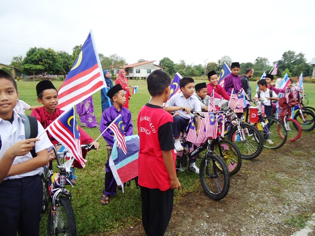 Sambutan Hari Kebangsaan Peringkat Sekolah -30ogos2012 Z15