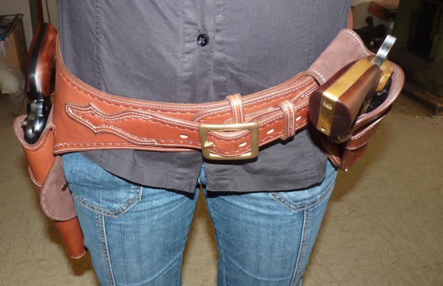 HOLSTER "3/10 pour YUMA" by SLYE P1090745