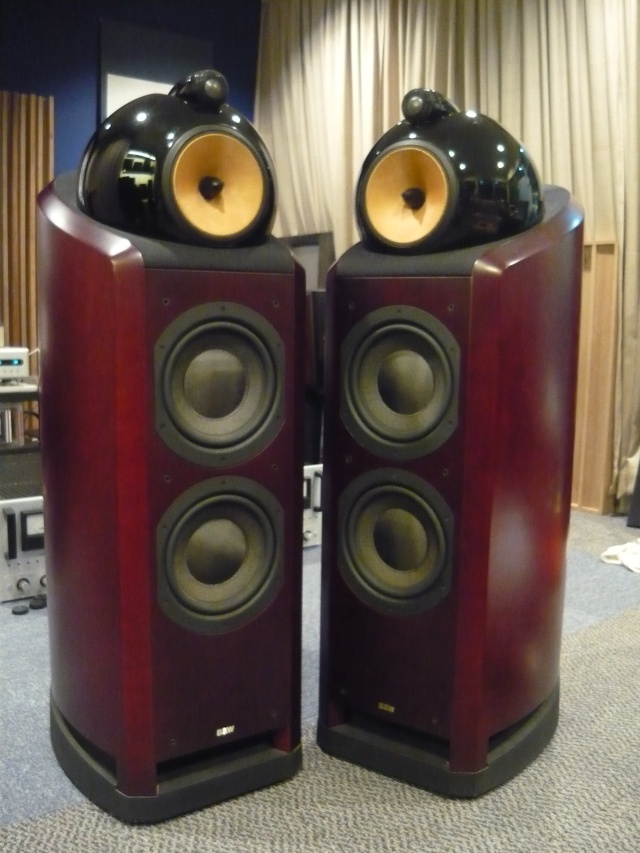 B&W Nautilus 802 loudspeaker (used) SOLD P1080517