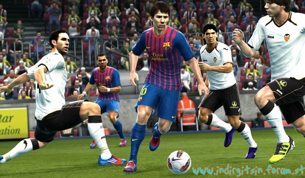 2013 - Pro Evolution Soccer (PES) 2013 Torrent + Çok Hızlı 211