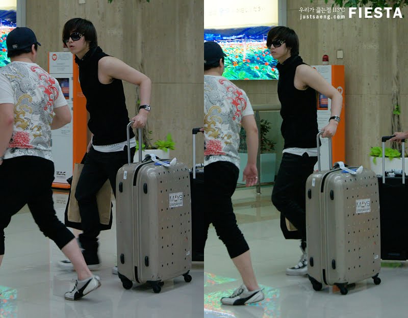 (pics) Kyu y Saeng llegando de Japon ^^ 115da410