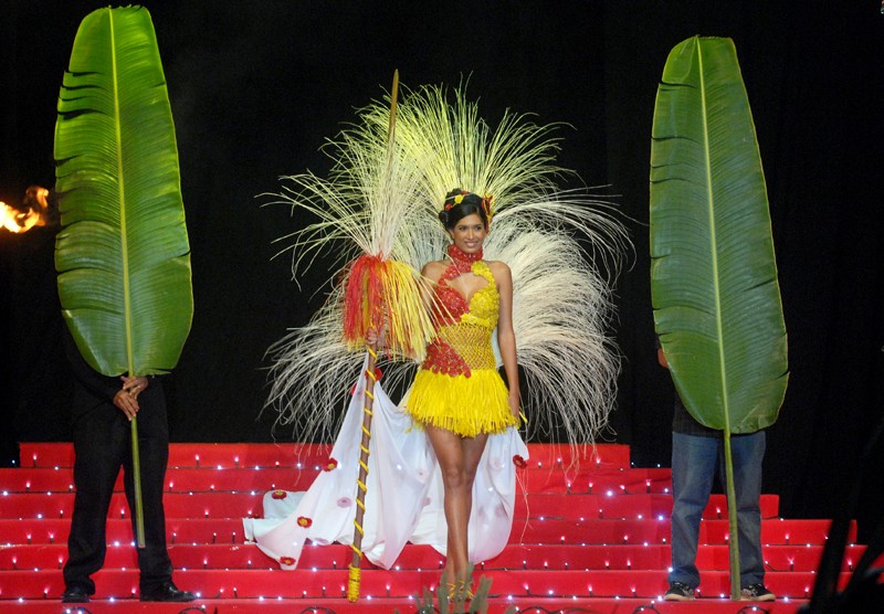 Article dans Tahiti Presse le 26 juin 2010 - Poehere Hutihuti Wilson, élue 50e Miss Tahiti Miss-t21