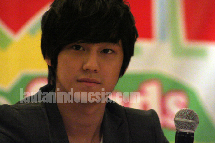 Kim Bum Fan Meeting Press Conference in Indonesia Fan_me11