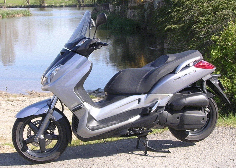 Le retour au scoot Skycru10