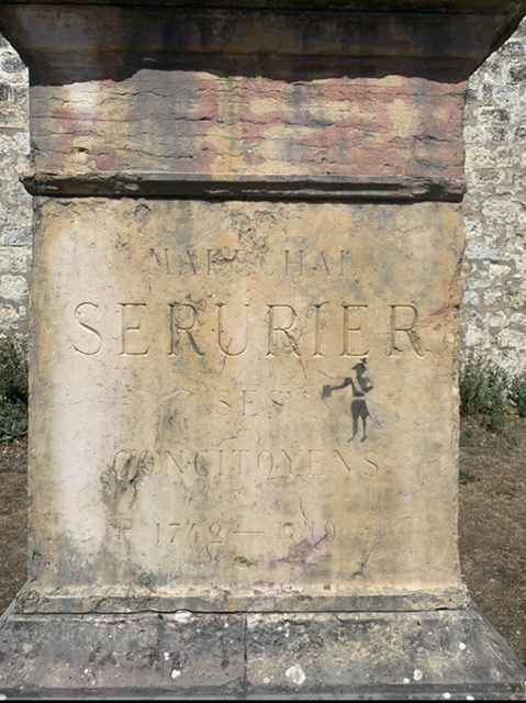 Monument maréchal Serurier « Laon 02 » 36732310