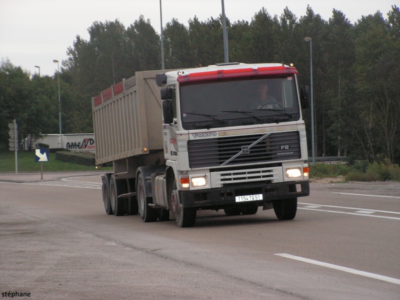 Volvo F 10,12 et 16. - Page 2 Camion90