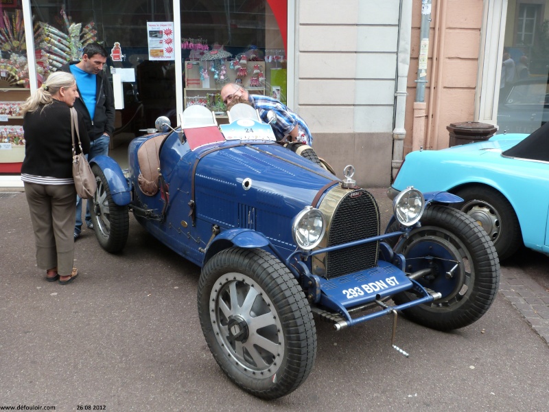 Rassemblement de voitures ancienne a Colmar. Le_26_37