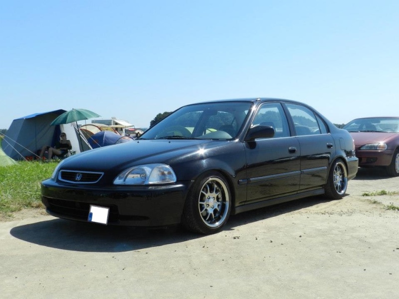 EJ6 sedan US 52445110