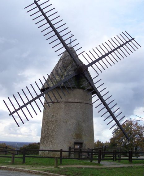 Ce moulin rend hommage à ce personnage  M_40910