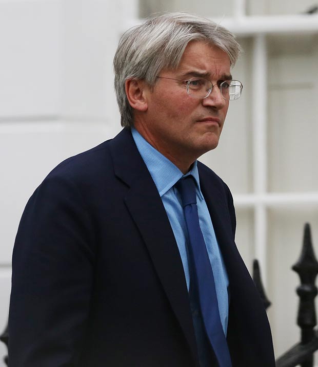 Cameron should sack Police Abuser Andrew Mitchell Am_pil11