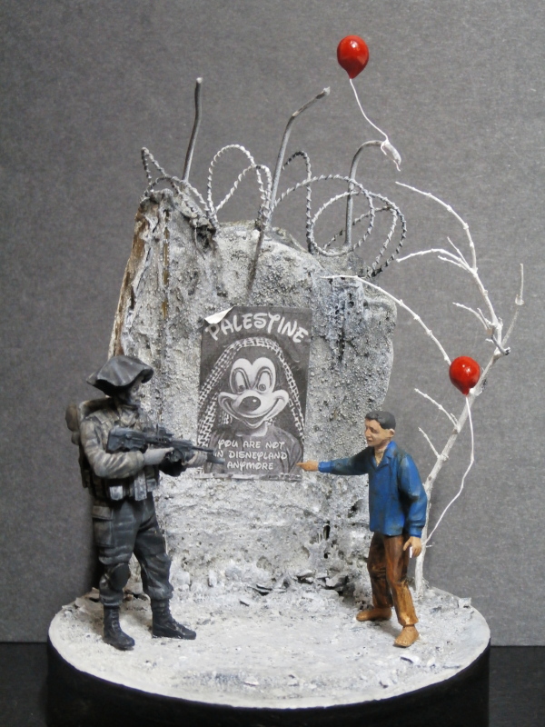 *1/35 Défi noir & blanc : Palestine - figurine Meng + figurine MB 118