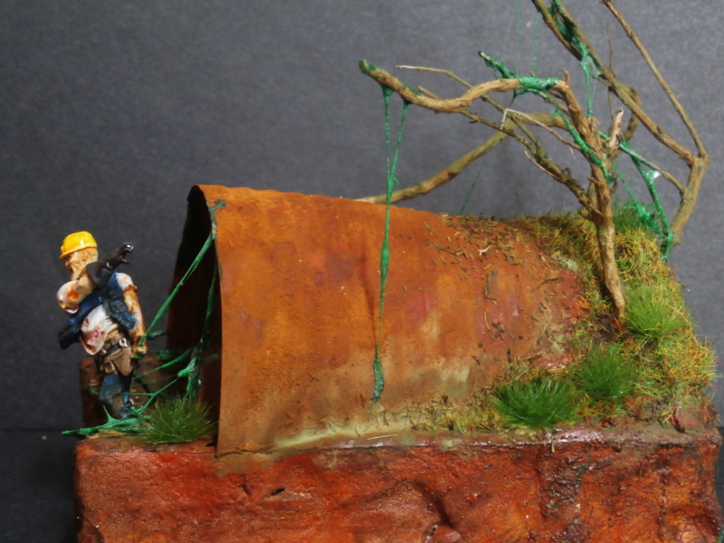 L'abri - figurine zombicide (FINI) P2210012