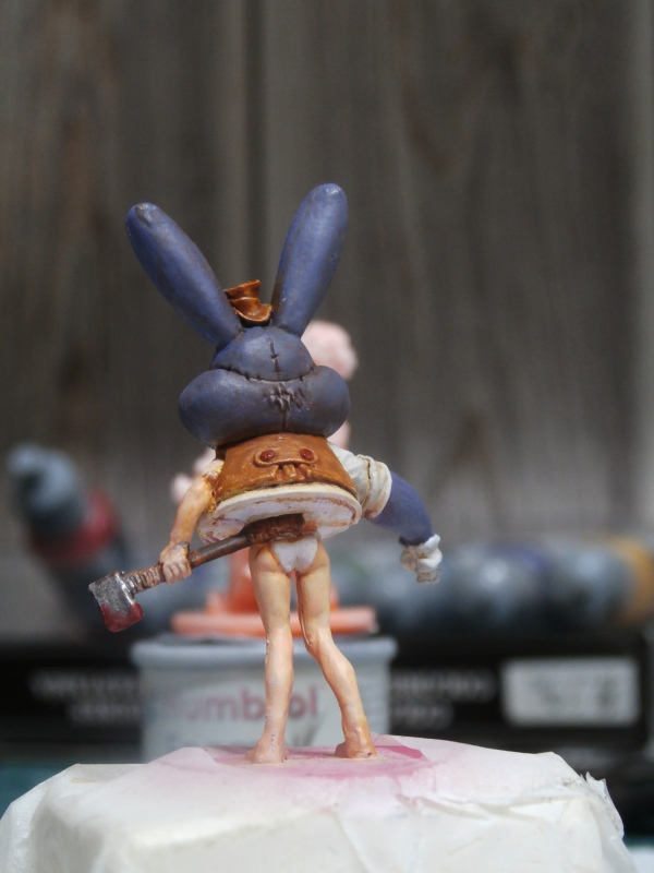"Tomiko the psychotic bunny" figurine Zombicide 35mm P5200011