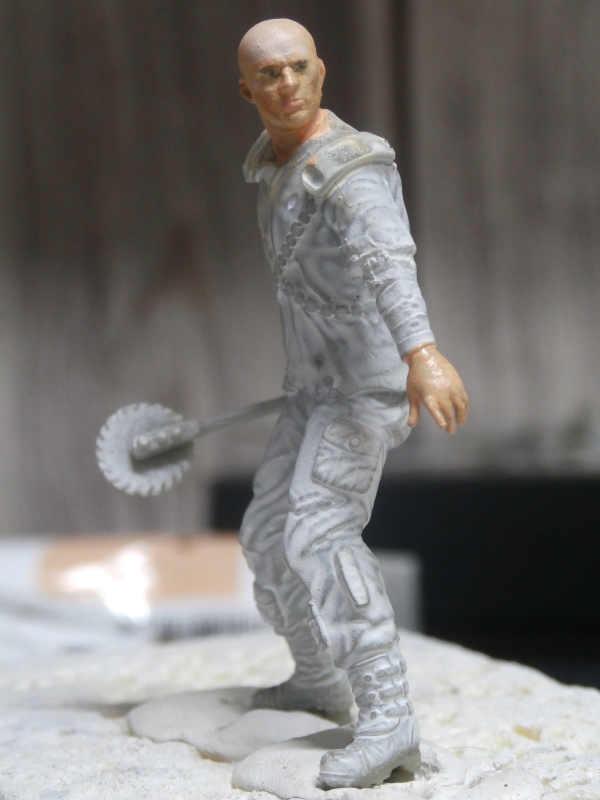 Post apocalyptic warrior - figurine Maim 1/35 (FINI) Pc300011