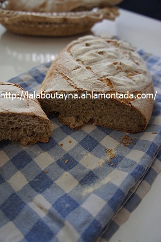 خبز العروبية أو مايسمى ببان د كومباني  سهل التحضير  ولذيذ الطعم  Dsc00416