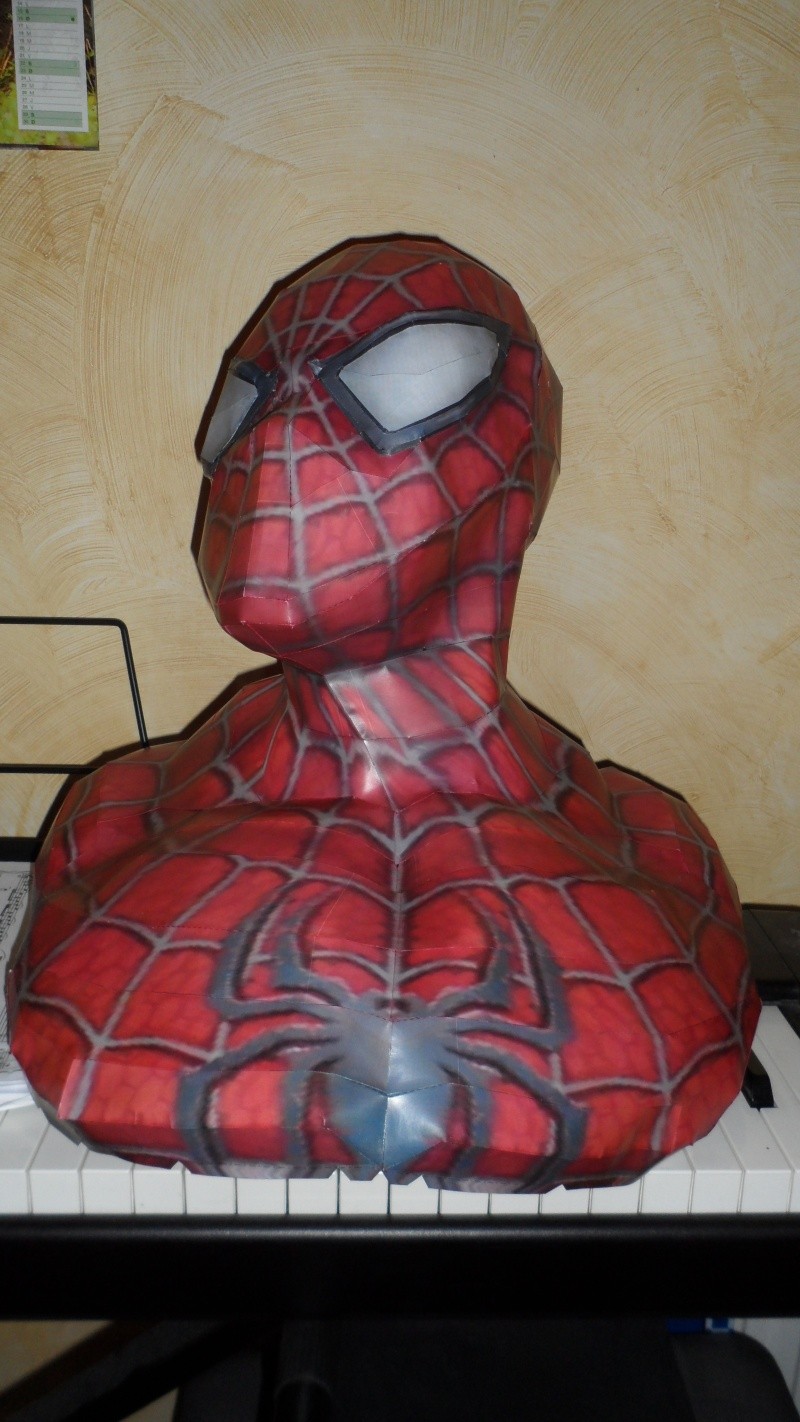 buste spiderman (by Juke) terminé Sam_1010