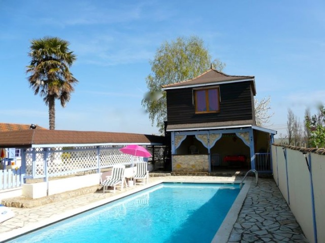 Gîte climatisé avec piscine "Le Pigeonnier" 33790 Pellegrue (Gironde) 56088810