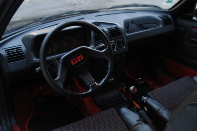 [herve13] 205 GTI 1.9L 130cv Noir Onyx 1992 Dsc04219