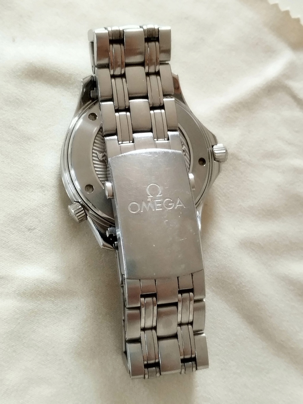 [VENDU] Omega Seamaster Diver 300 noire 2500€ Img_2066