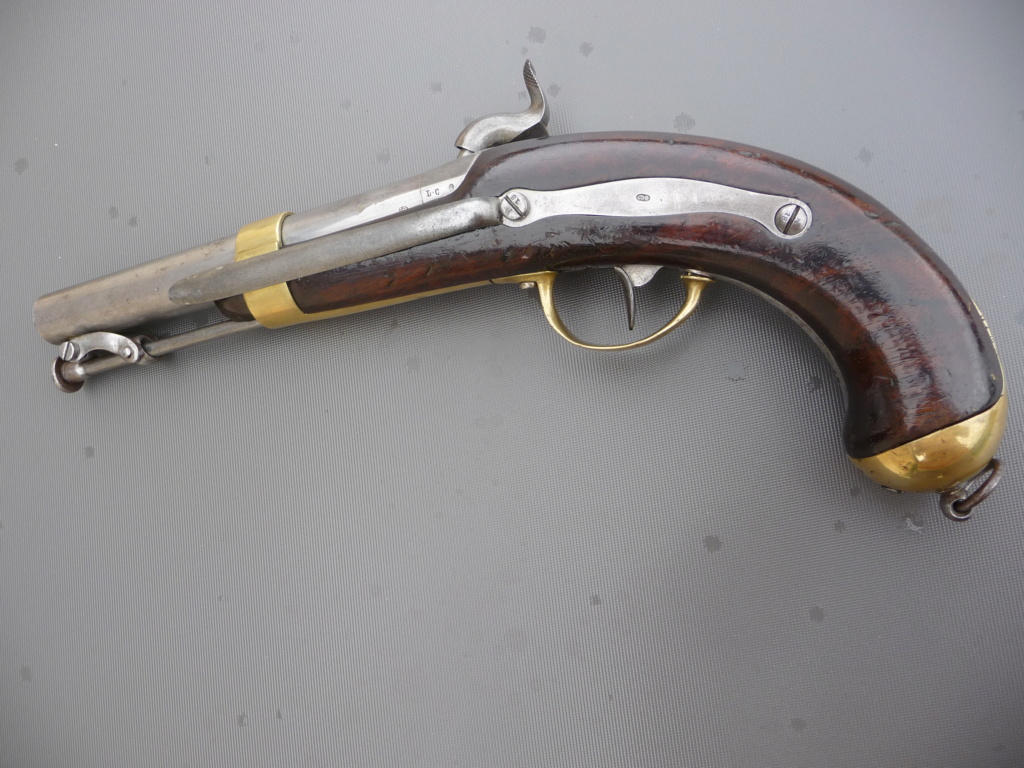 Un pistolet de marine modele 1837!! P1240711