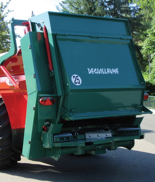 épandeur artisanal , manure spreader homemade  Epande11