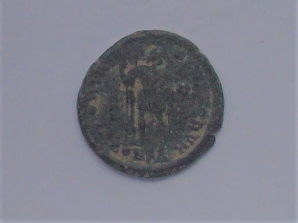 Decargiro de Honorio. GLORIA ROMANORVM. Constantinopla  102_4535