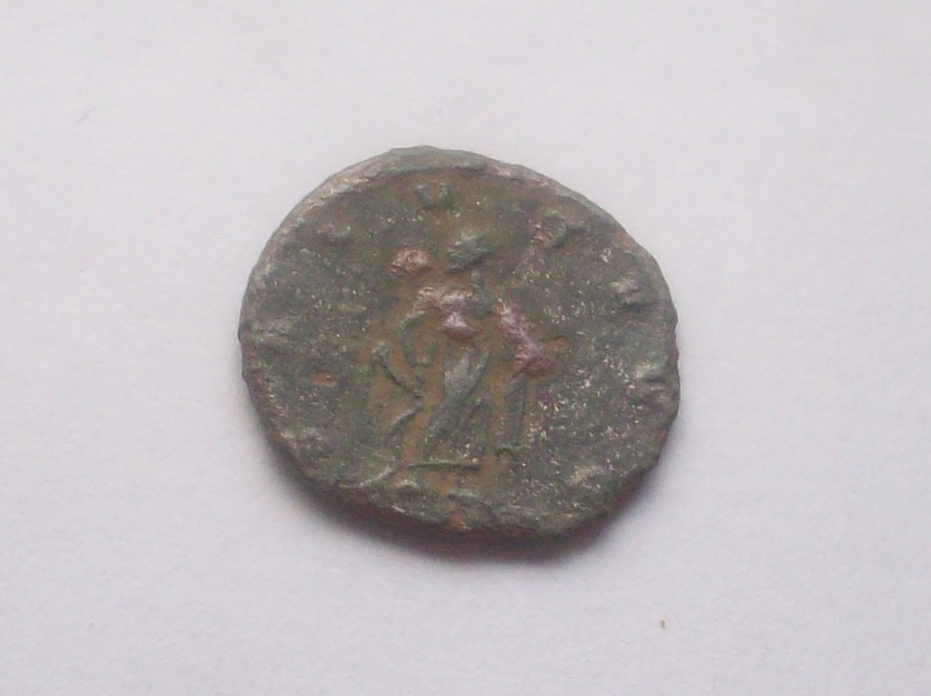 Antoniniano de Póstumo. SALVS AVG. Salus estante a izq. Trier 102_5183
