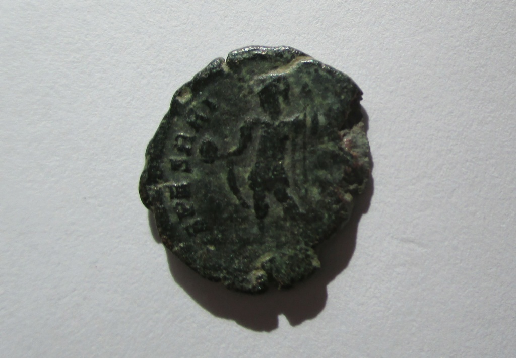 AE4 de Constancio II.  SPES REI - PVPLICE. Emperador estante a izq.  Img_1442