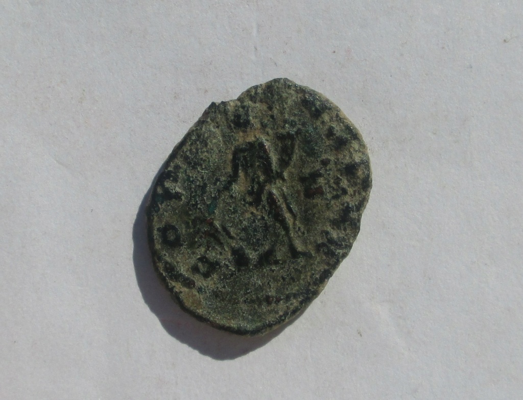 Antoniniano de Claudio II. FORTVNA(E) RED(DVX) (AVG). Fortuna estante a izq.  Img_4827