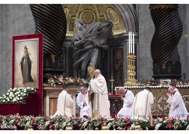 البابا فرنسيس في رسالة رأس السنة: إيذاء النساء إهانة لله Ansa1110