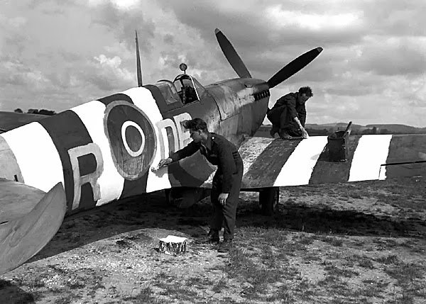  [ Revell ] Spitfire MK V - ----->  FINI D-day-10
