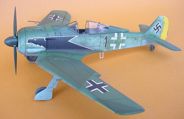 [Zvezda] Focke Wulf 190 A4  Focke_11