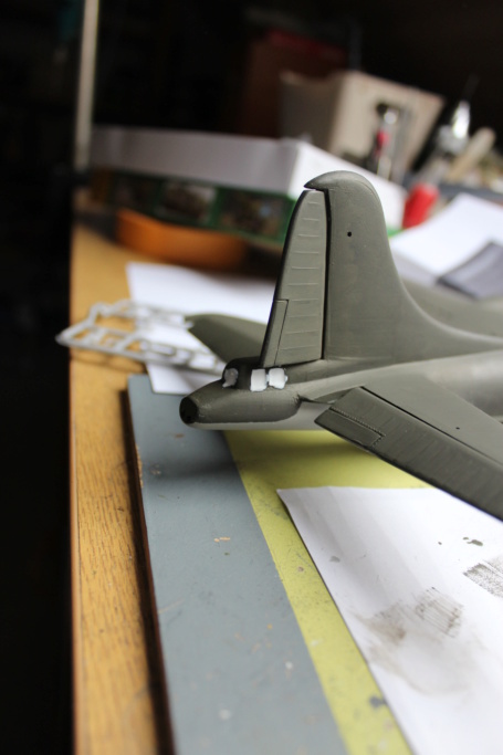 [Revell] B17 Drone Gremlin Gus II [ Fini] - Page 3 Img_5828