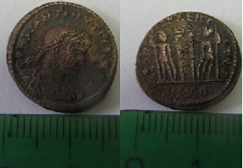 AE3 de Constantino II. GLORIA EXERCITVS. Cycico Centen10