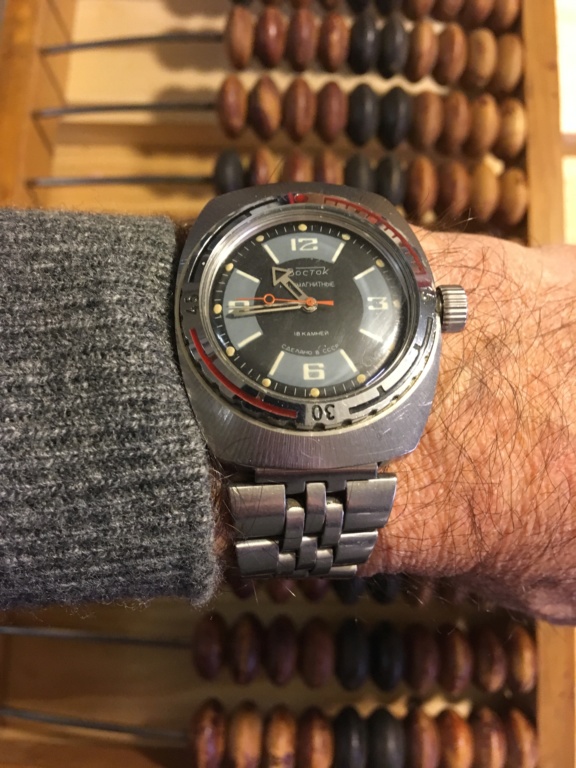 Vostok 2209 tonneau : to lume or not to lume ? Img_4724