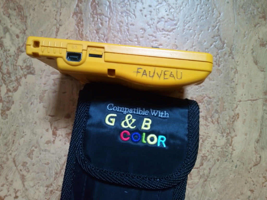 [Trouvé] GameBoy color jaune  Img_1502