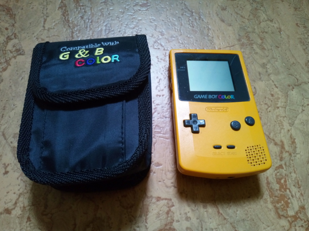 [Trouvé] GameBoy color jaune  Img_1504